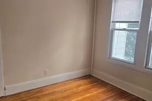 100 Albemarle St, Springfield, MA 01109 - Photo 12