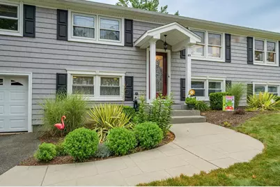 83 Loomis Dr, Chicopee, MA 01020 - Photo 2