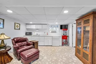 83 Loomis Dr, Chicopee, MA 01020 - Photo 24