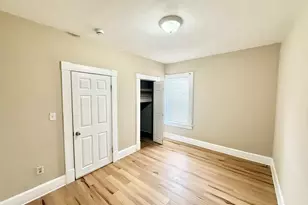 136 Gershom Ave, Lowell, MA 01854 - Photo 4