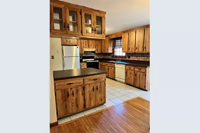 277 Loon Hill Rd, Dracut, MA 01826 - Photo 2