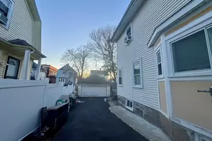 305 Safford St, Quincy, MA 02170 - Photo 28