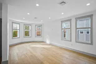 26 Crescent Ave, Boston, MA 02125 - Photo 4