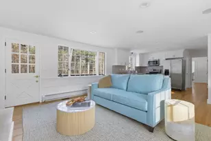 6 Glen Dr, Lynnfield, MA 01940 - Photo 10