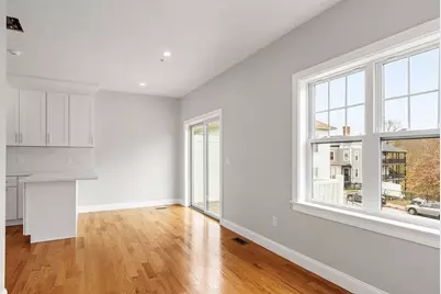 10 Windsor Street #B, Worcester, MA 01605 - Photo 16