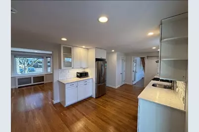 60 Redlands Rd, Boston, MA 02132 - Photo 4