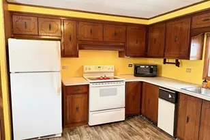 16 2nd Ave, Westfield, MA 01106 - Photo 14