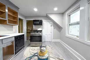 173 Elm St, Braintree, MA 02184 - Photo 4