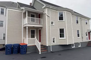 121 Whitman St, New Bedford, MA 02745 - Photo 10