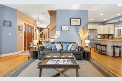 8 Jillian Dr, Bourne, MA 02532 - Photo 6