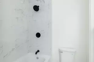 33 Florence St, Worcester, MA 01610 - Photo 20