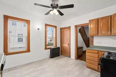 29 Sunnymeade Ave, Chicopee, MA 01020 - Photo 6