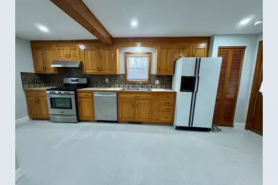 17 Cedar Ct, Lowell, MA 01852 - Photo 10