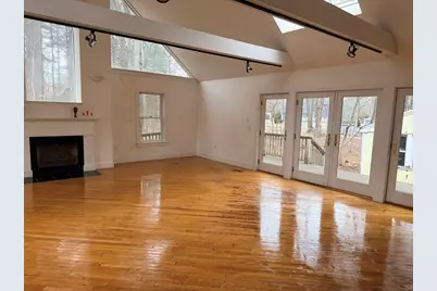 1 Nevada Rd, Burlington, MA 01803 - Photo 14