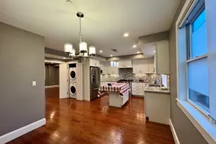 198 California St, Newton, MA 02458 - Photo 4