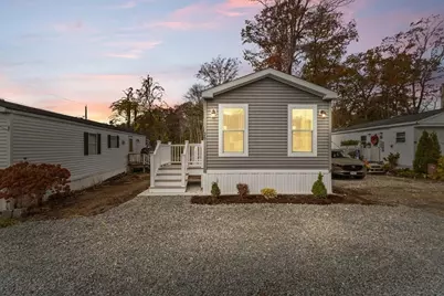 1540 Broadway #35, Raynham, MA 02767 - Photo 4