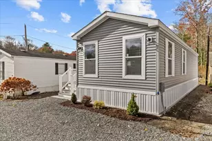 1540 Broadway, Raynham, MA 02767 - Photo 2