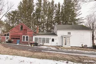 29 High St N, Barre, MA 01005 - Photo 2