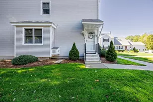 10 Shadow Brook Est, South Hadley, MA 01075 - Photo 28