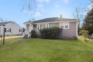 575 Shirley Ave, Somerset, MA 02725 - Photo 2