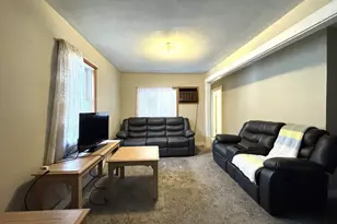 30 Thorpe St, Somerville, MA 02143 - Photo 2