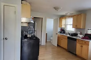 1 Huntoon Ave, Lowell, MA 01852 - Photo 4