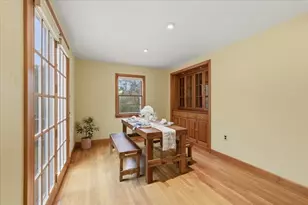 107 Oak St, Pembroke, MA 02359 - Photo 12