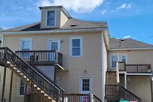 942 Lakeview Ave, Lowell, MA 01850 - Photo 2