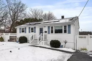 67 Wedgemere Dr, Lowell, MA 01852 - Photo 4