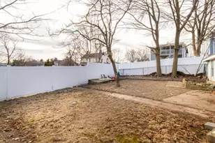 82 Glendower, Boston, MA 02131 - Photo 14