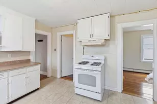 7 Nichols Ave, Watertown, MA 02472 - Photo 14