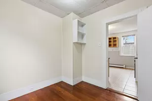 7 Nichols Ave, Watertown, MA 02472 - Photo 12