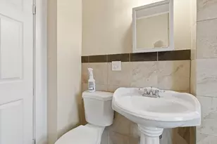 7 Nichols Ave, Watertown, MA 02472 - Photo 24