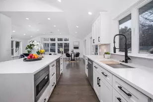 26 Harris Ave, Wellesley, MA 02481 - Photo 10