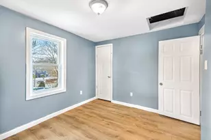 184 Myrtle St, Brockton, MA 02301 - Photo 12