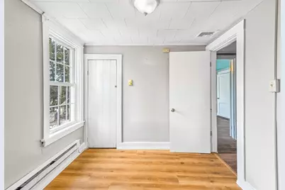 184 Myrtle St, Brockton, MA 02301 - Photo 16