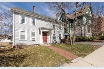 36 Cedar St #1A, Worcester, MA 01609 - Photo 2