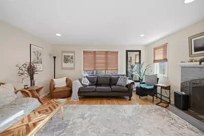 15 Hyde Ave, Chicopee, MA 01020 - Photo 6