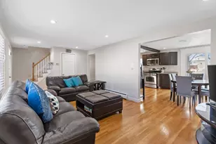 25 Glenwood Ave, Medford, MA 02155 - Photo 6