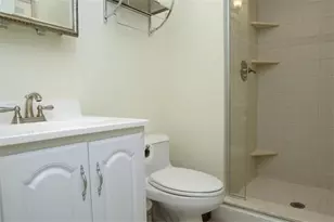 88 St Botolph St, Boston, MA 02116 - Photo 10