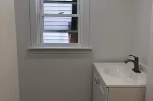 57 Bloomingdale St, Chelsea, MA 02150 - Photo 4