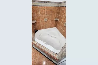 113 Pleasant Street, Leominster, MA 01453 - Photo 22