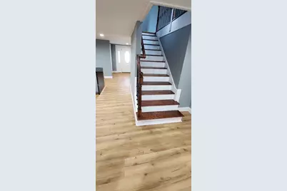 113 Pleasant Street, Leominster, MA 01453 - Photo 32