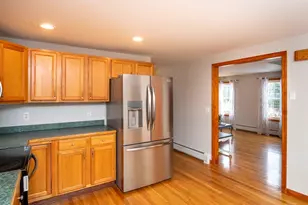 41 Chershire Ave, Acushnet, MA 02743 - Photo 6