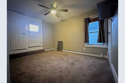 98 Maplewood Ave, Gloucester, MA 01930 - Photo 10