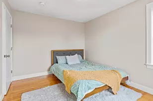 7 Fox St, Boston, MA 02122 - Photo 10