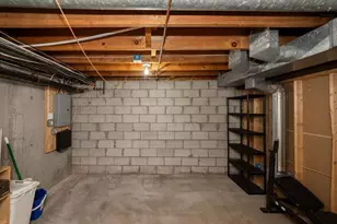 20 Hemlock Cir, Millis, MA 02054 - Photo 18