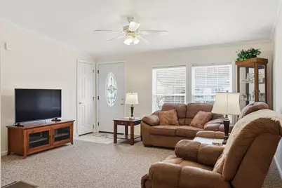 57 Country Dr, Bridgewater, MA 02324 - Photo 2