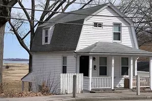 36 Palmer St, Quincy, MA 02169 - Photo 2