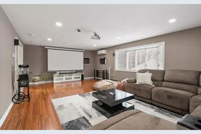 120 Brattle St, Worcester, MA 01606 - Photo 18